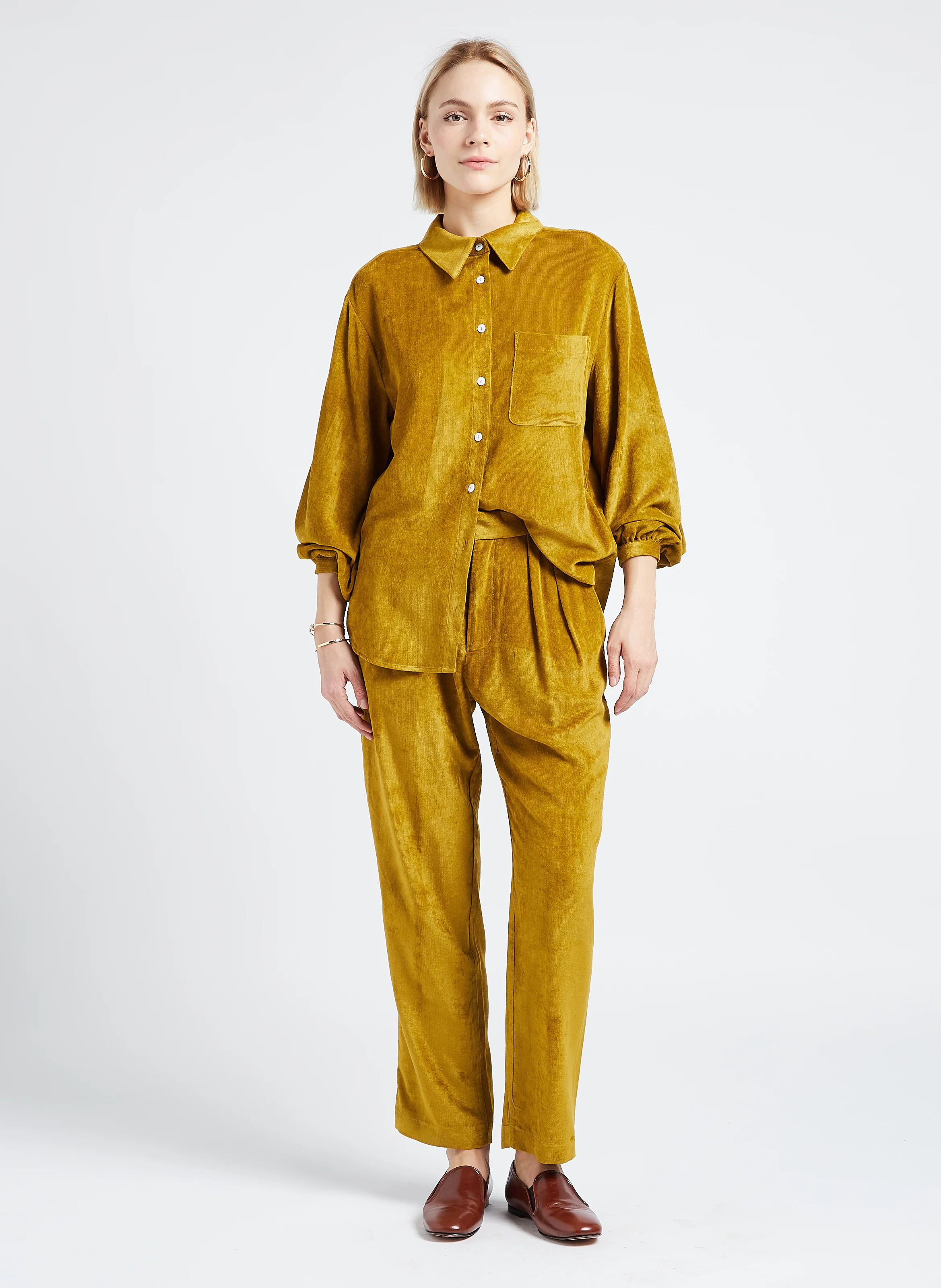 Chemise droite col classique en velours | Vert