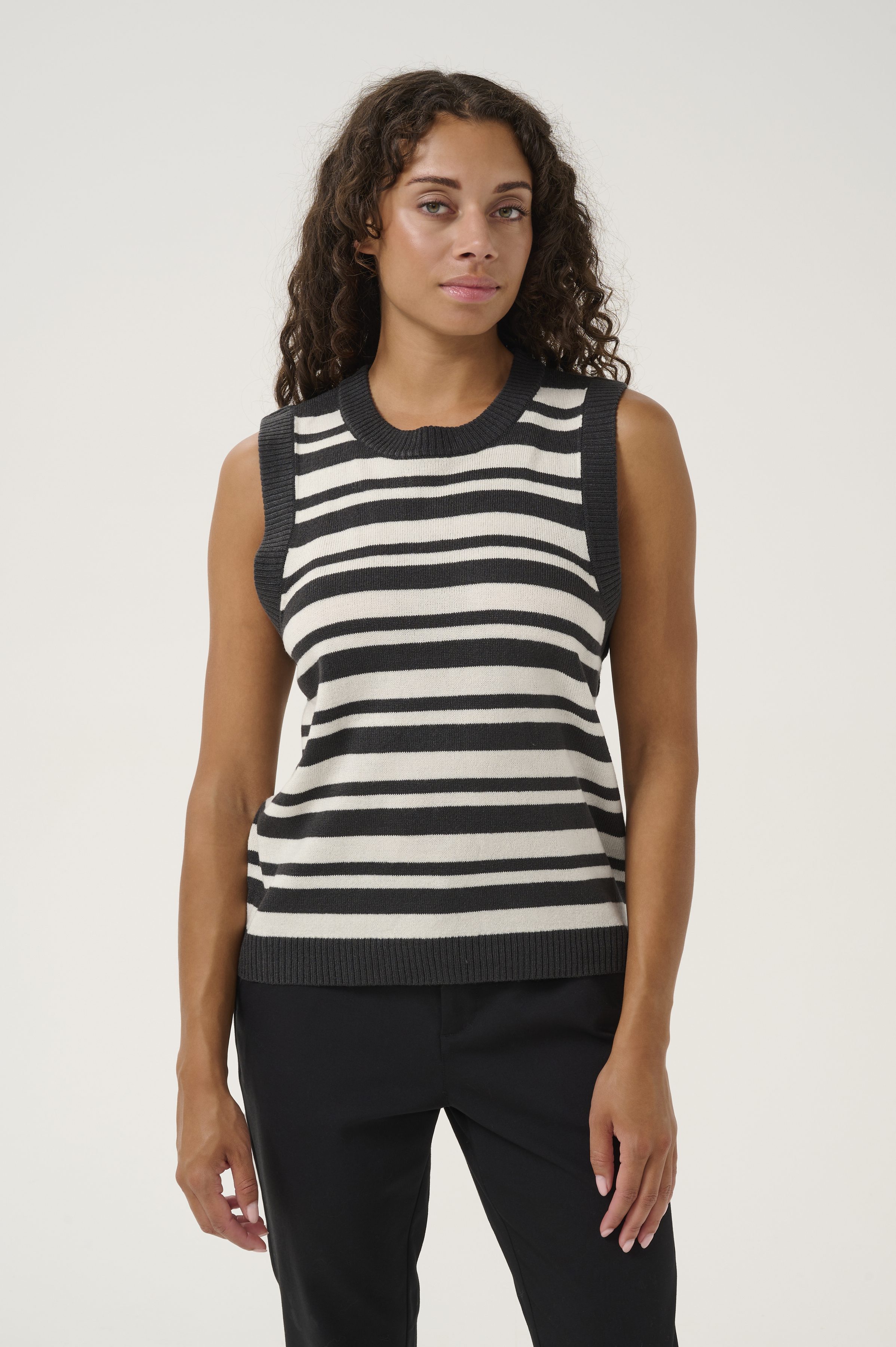 Culture - Bay Spencer Stripe - Phantom/Whitecap