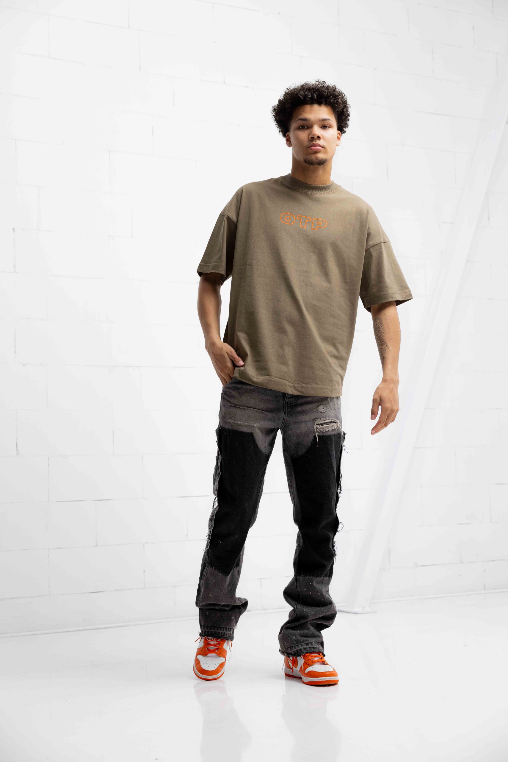 Off The Pitch OTP Oversized T-Shirt Unisex Donkergroen