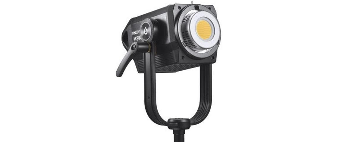 Knowled M300Bi Bi-Color LED-Licht<br>Leistungsstarke Bi-Color Leuchte mit Bowens-Anschluss