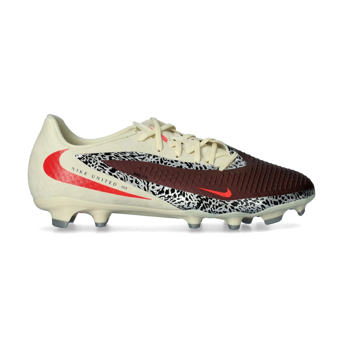 Chuteira Nike Phantom 6 Low Academy FG/MG