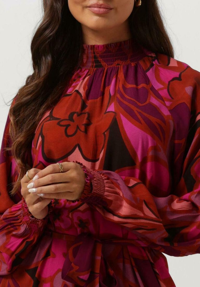 JANSEN AMSTERDAM roze jansen amsterdam mini jurk wfp598 dress print with smocked turtle neck