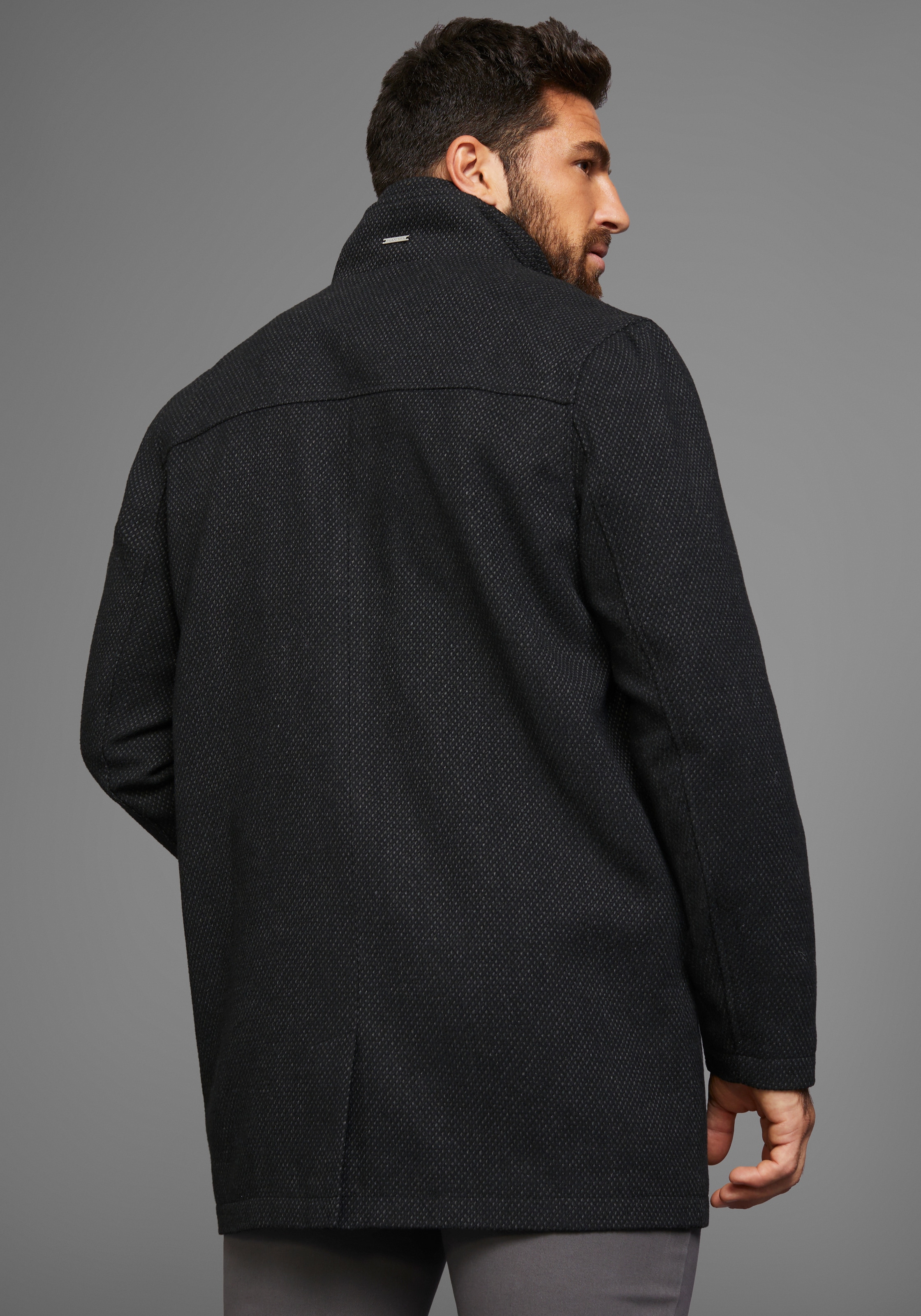 Bruno Banani Langjacke ohne Kapuze aus Polyester,  casualer Stil,  mit 6 Taschen