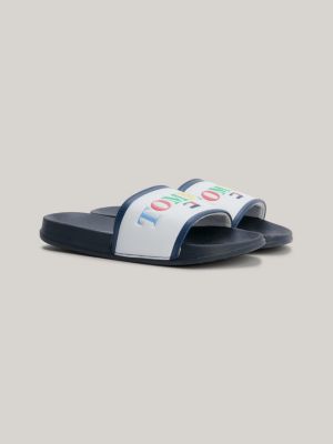 Chinelo de piscina com tira de logotipo