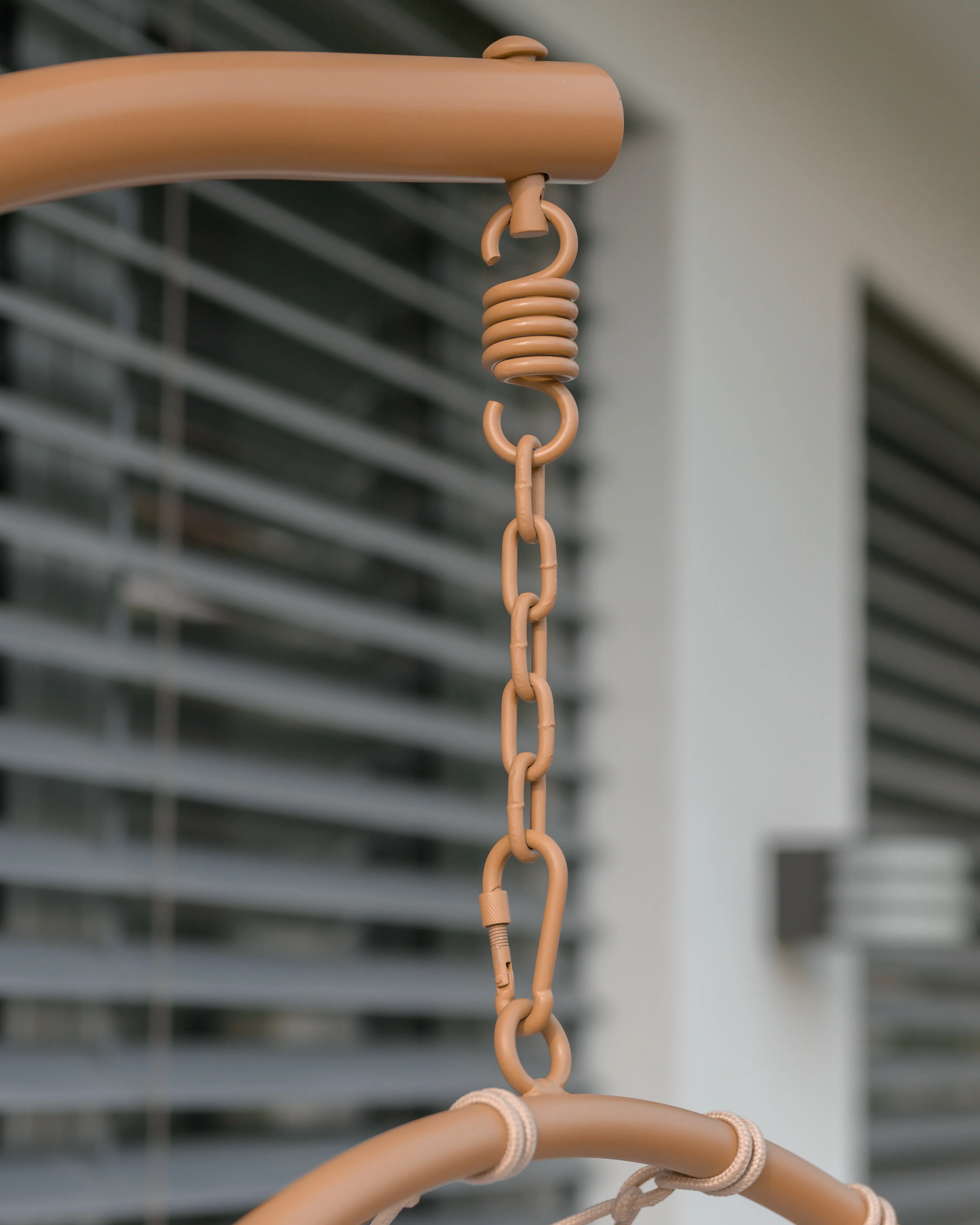 Hangstoel met standaard ADRIA Metaal Beige