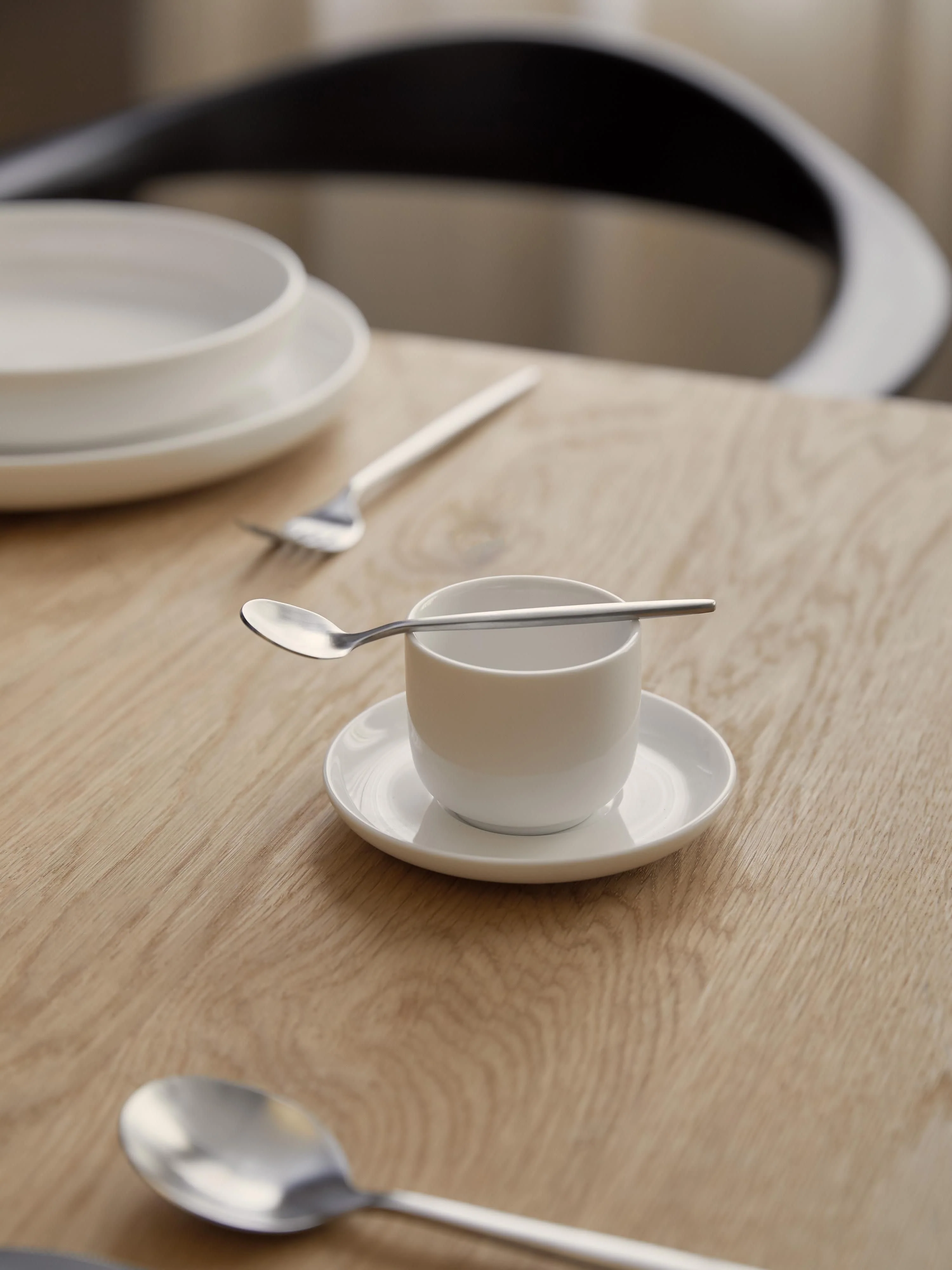 Porseleinen espressokopjes Nessa met schotels, 4 stuks