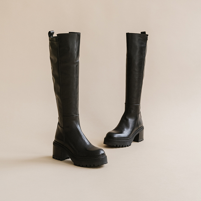 Bottes à semelles crantées  en cuir et stretch noir