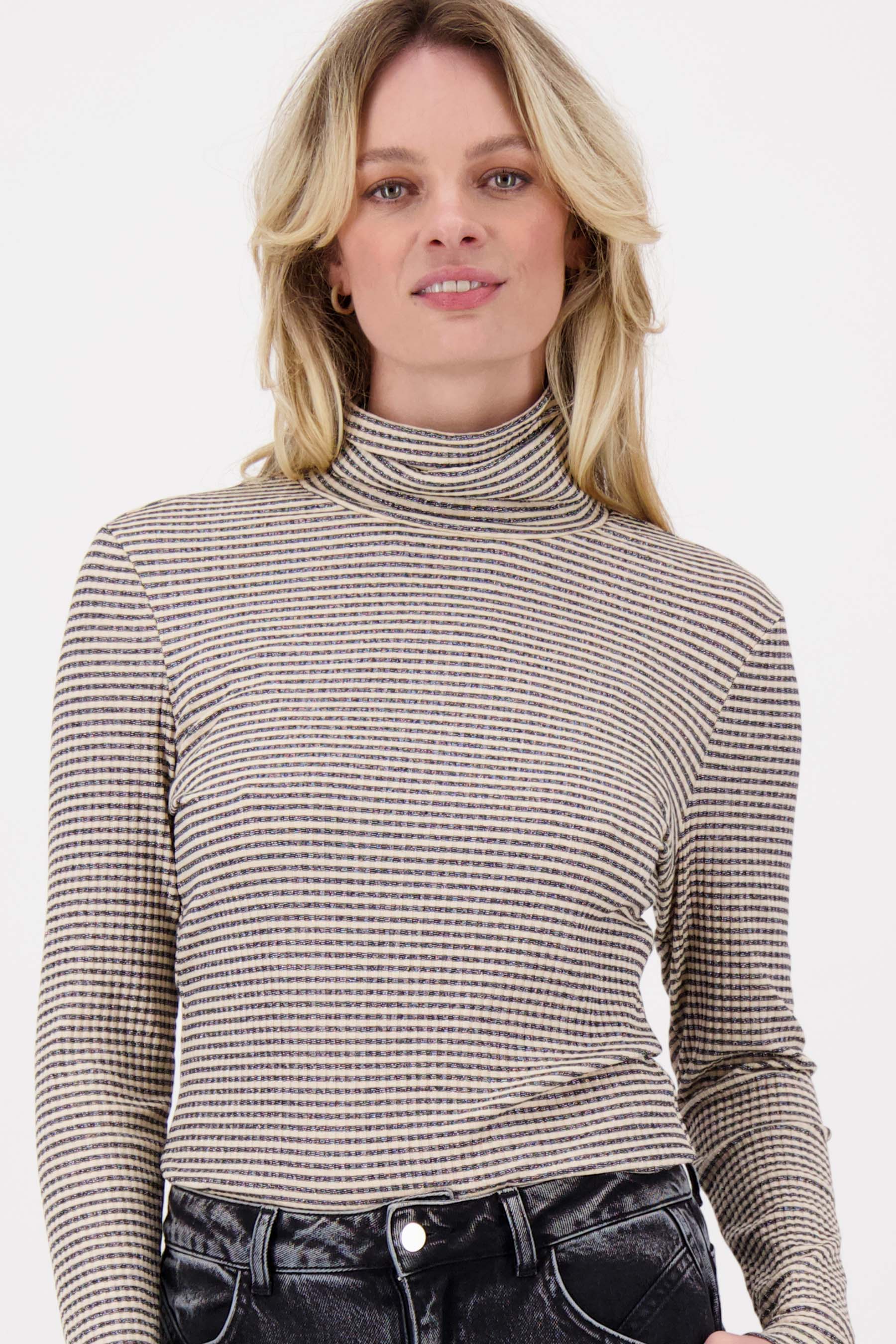tricot kol met lurex streep