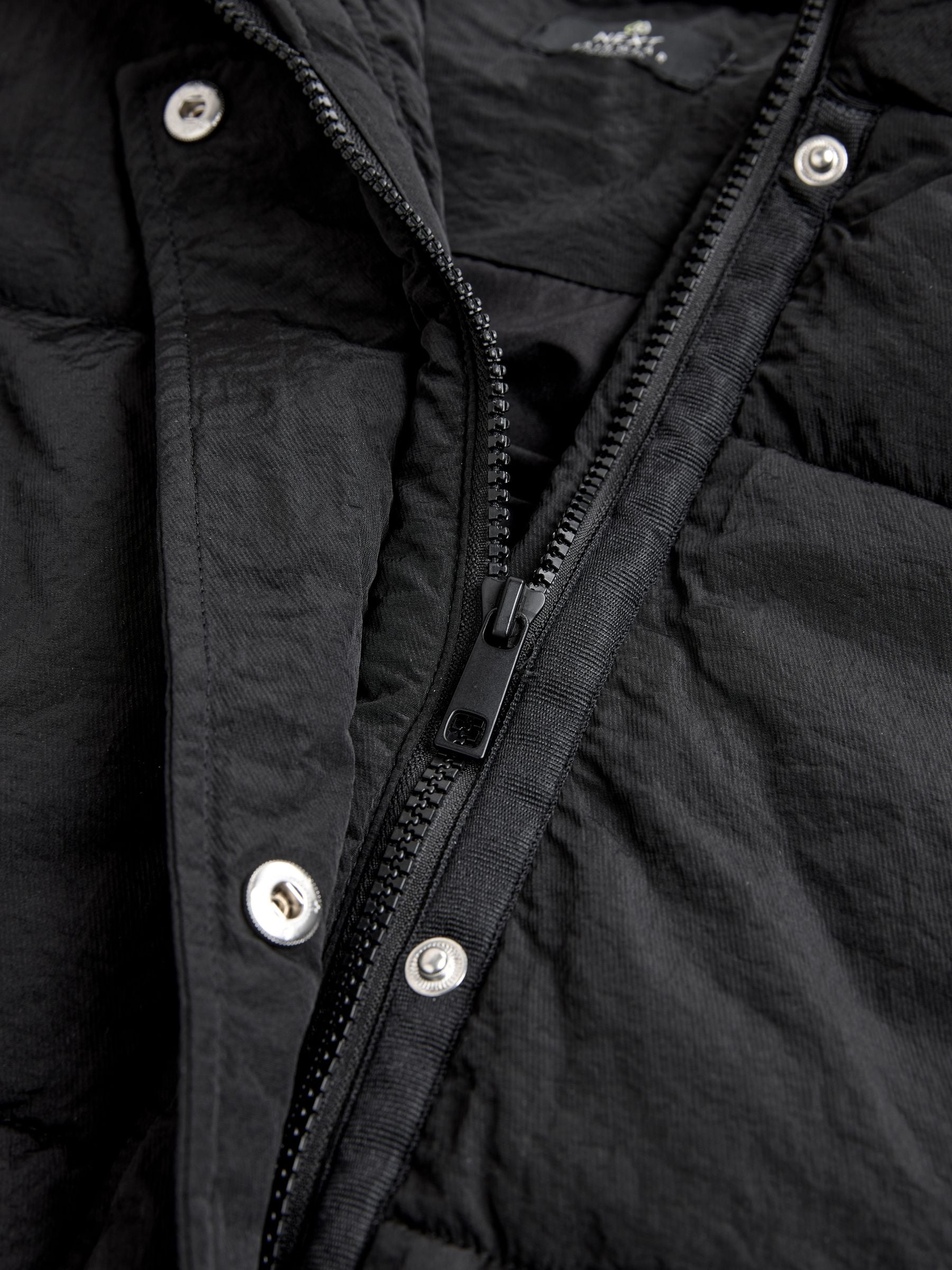 Zwart - Shower Resistant Knit Collar Hooded Padded Gilet