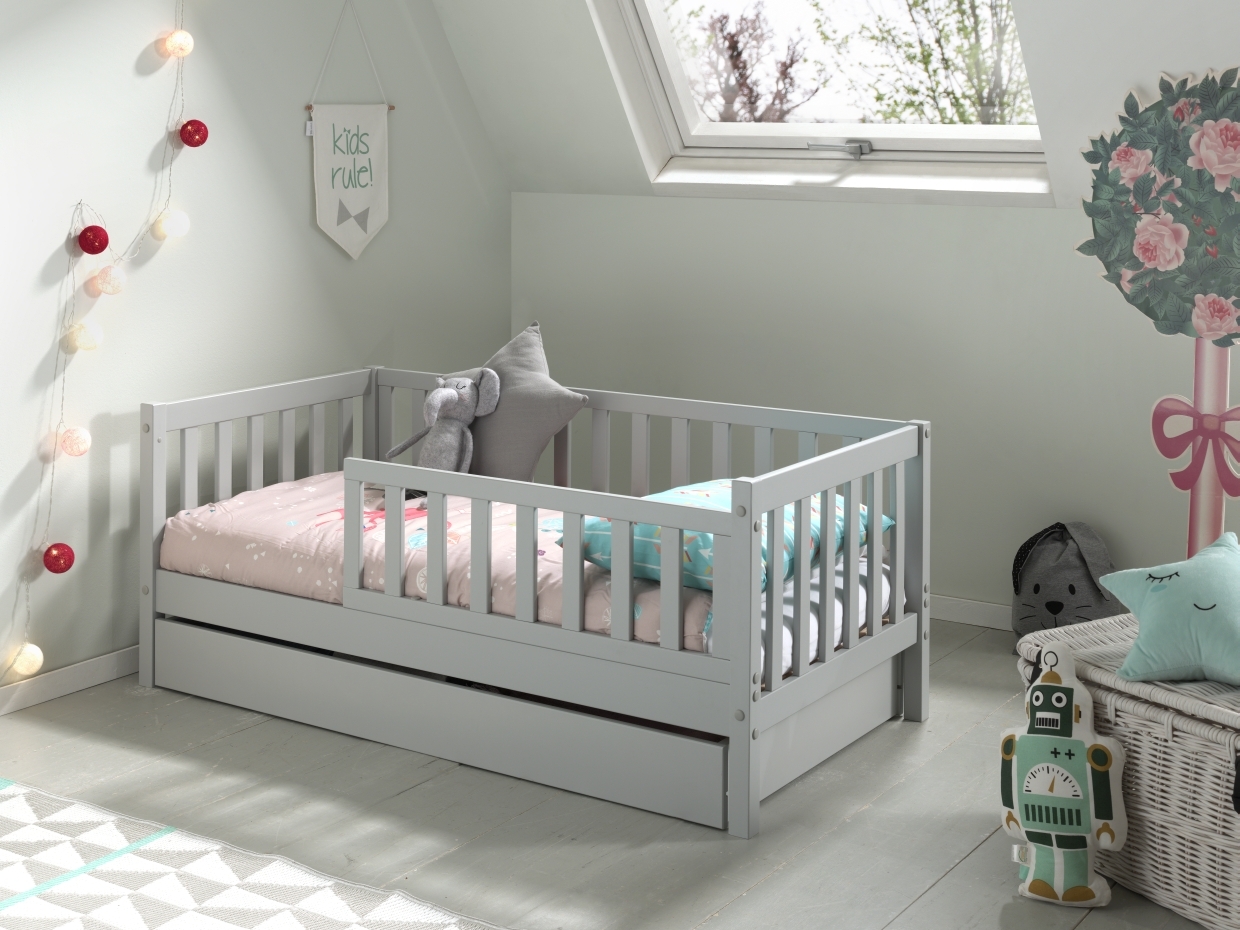 Kinderbett - grau lackiert - Umrandung - Rolllattenrost - Bettschublade - 70x140 cm