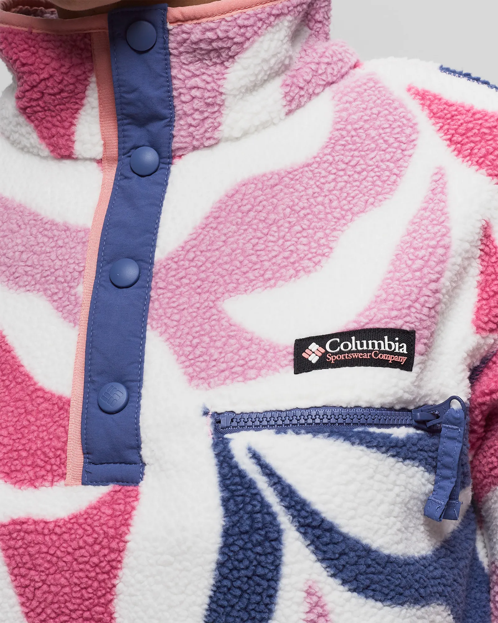Columbia Helvetia Cropped Half Snap