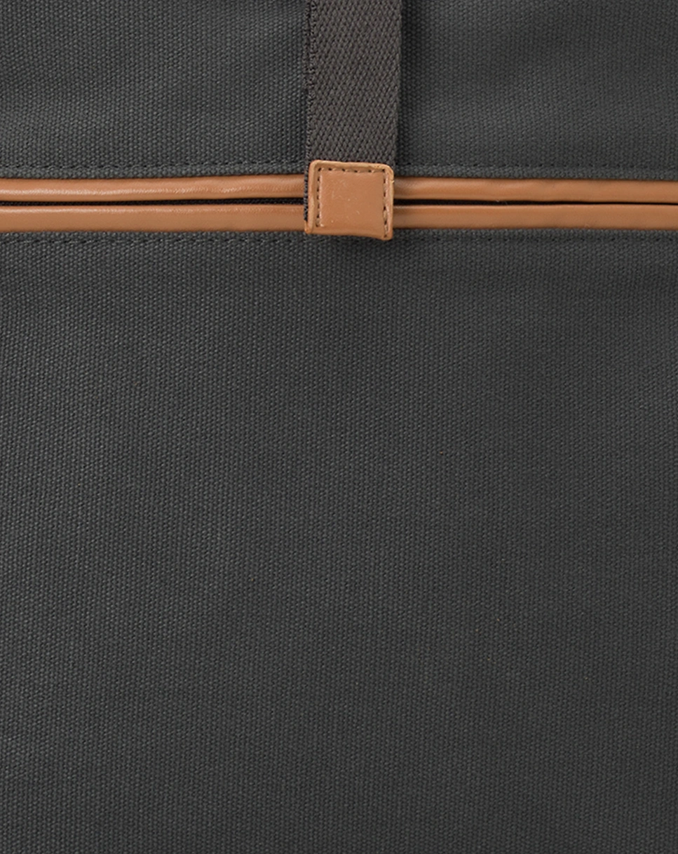 Rucksack UNI (33x31x10) in schwarz