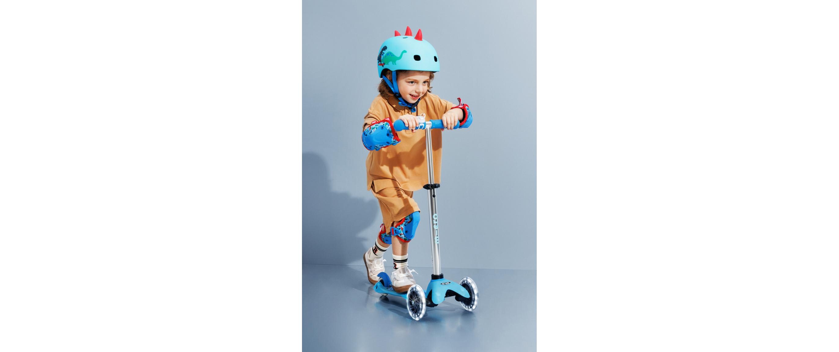 Kickboard Mini Micro Deluxe Glow LED BlauScooter für Kinder