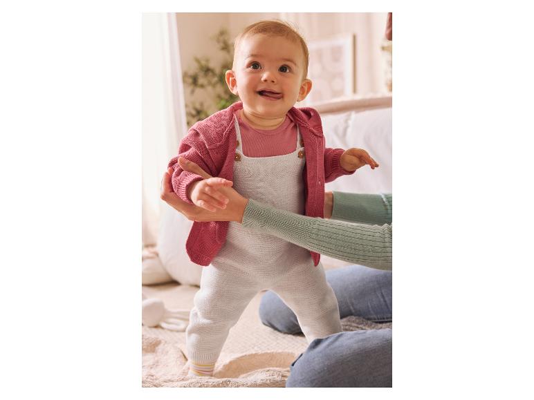 Gebreid baby vestje