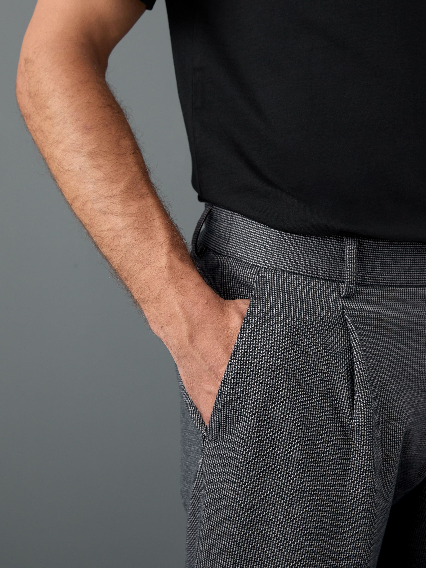 Blauw - Slim fit getextureerde broek met elastische achterkant en stretchy