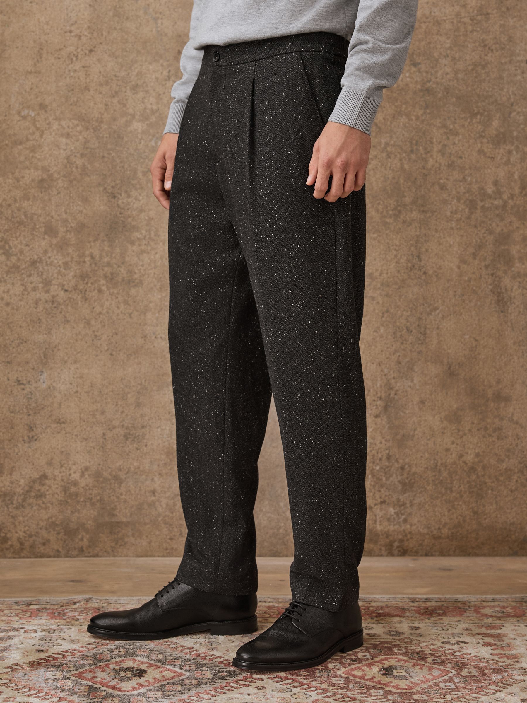 Antraciet - Straight Fit Smart Textured Herringbone Trousers With Wool
