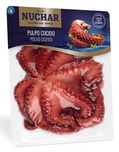 Nuchar Octopus ganz, gekocht