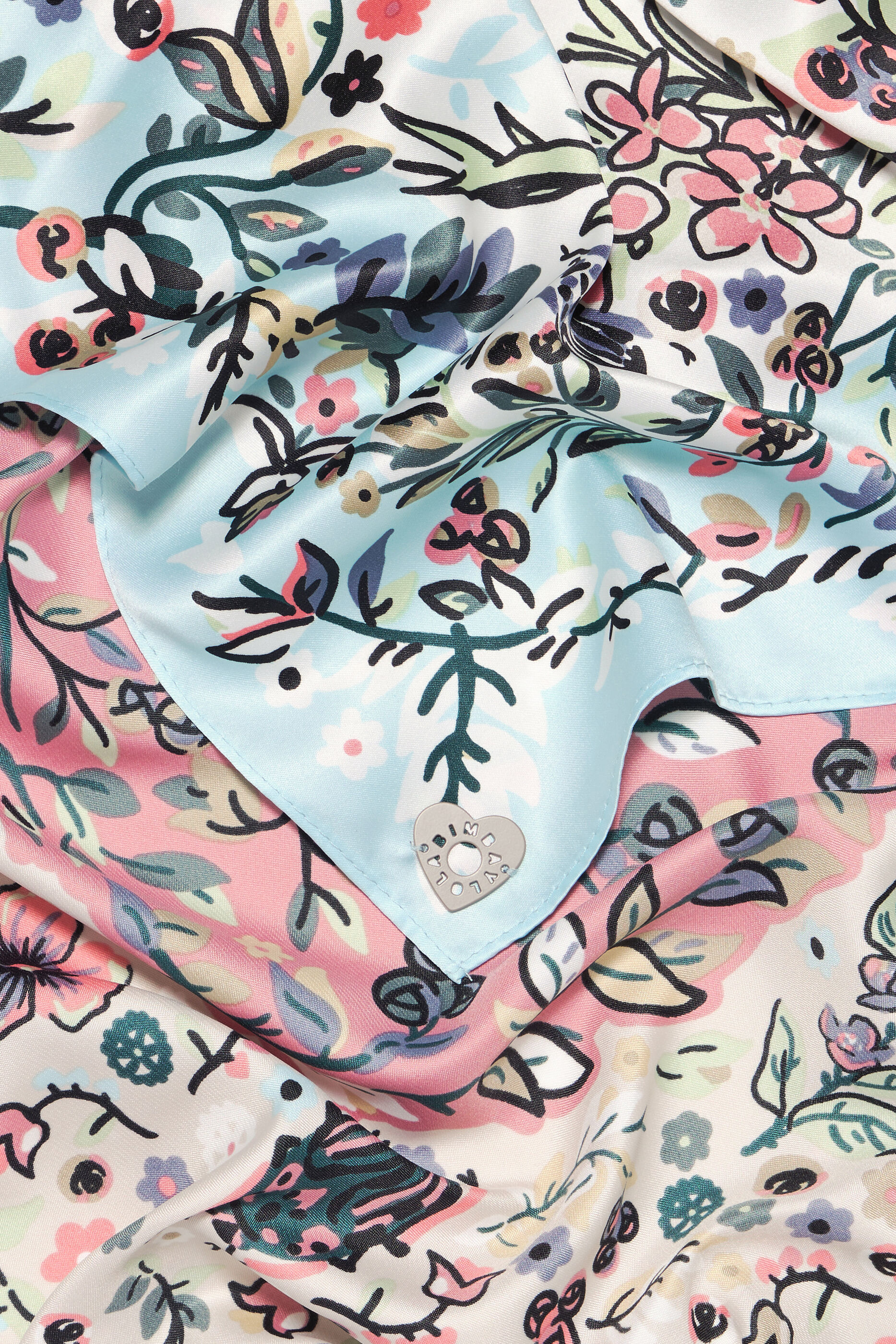 Lenço off-white com estampa floral e animal print