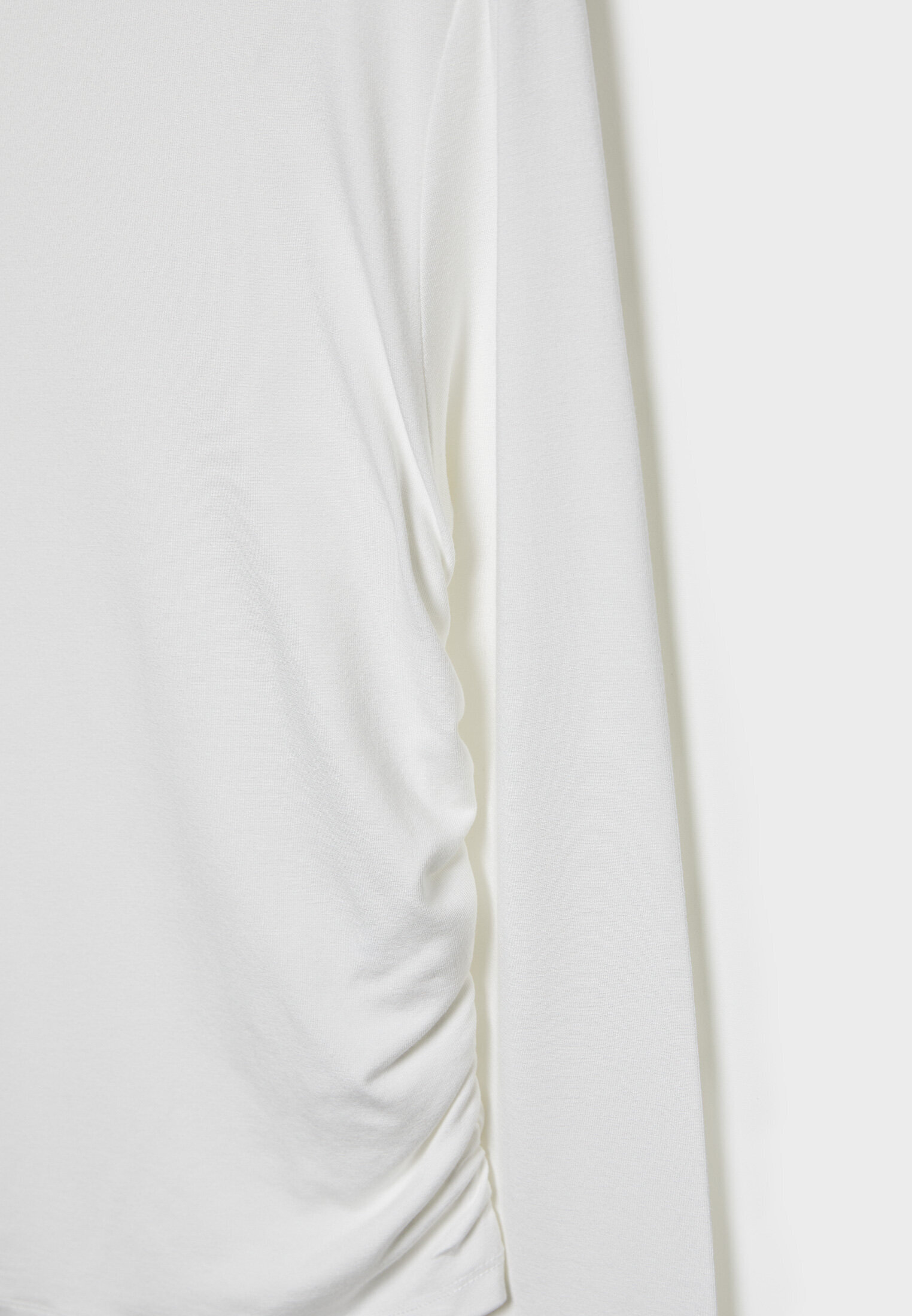 Camiseta de viscose com pregas