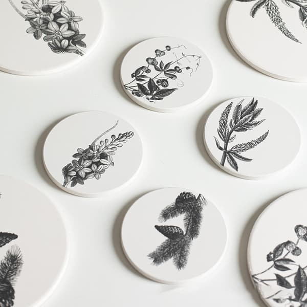 INF Coasters Dekkeunderlag Varmebestandige vannabsorberende pads med Coaster Holder leaves