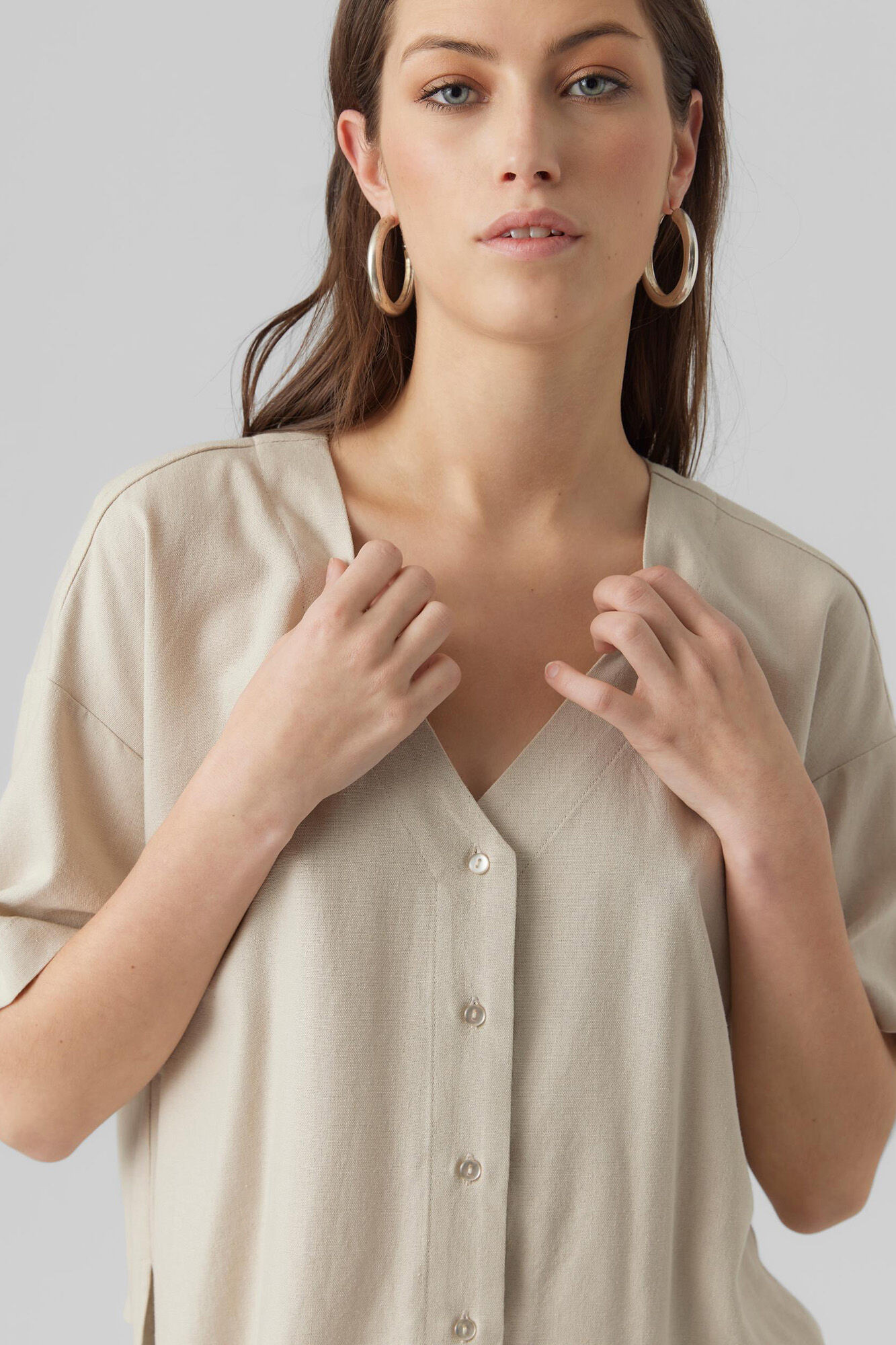 Blusa de linho de manga curta - Cinza
