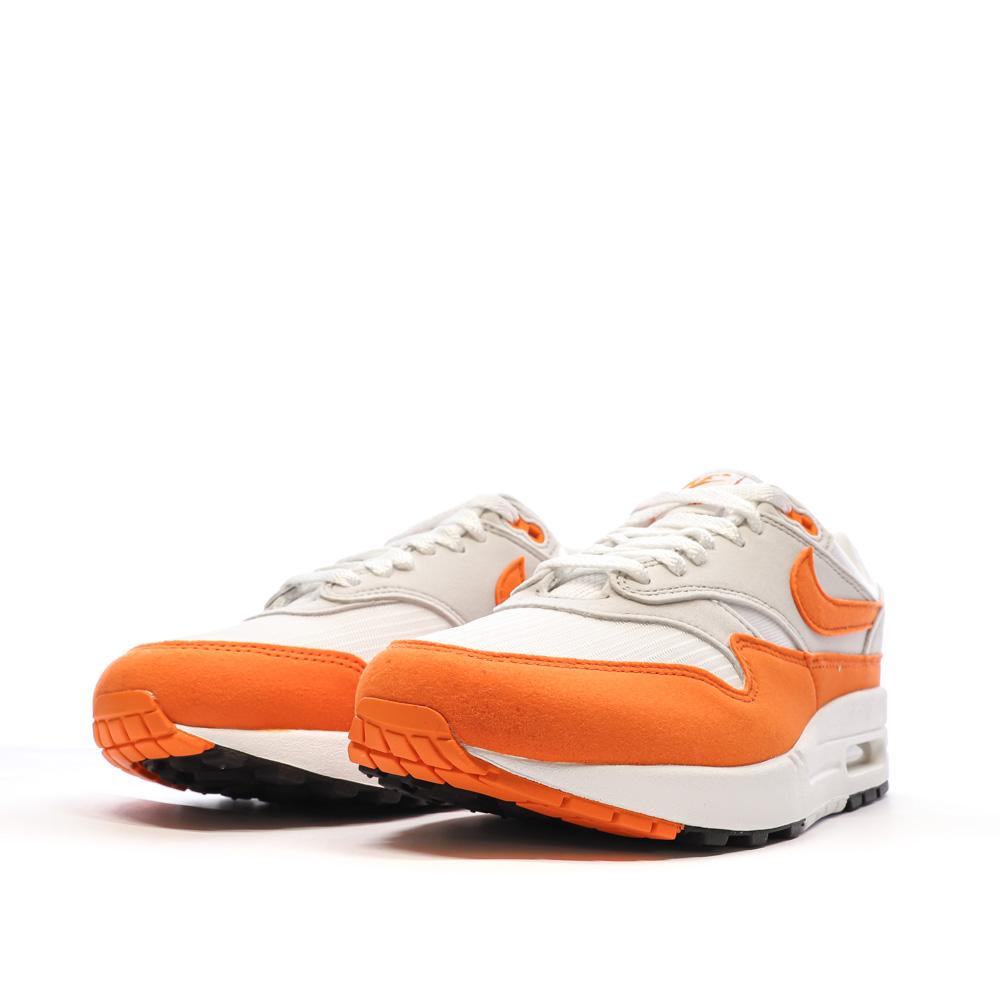 Nike Baskets Blanches/Orange Femme Nike Air Max 1