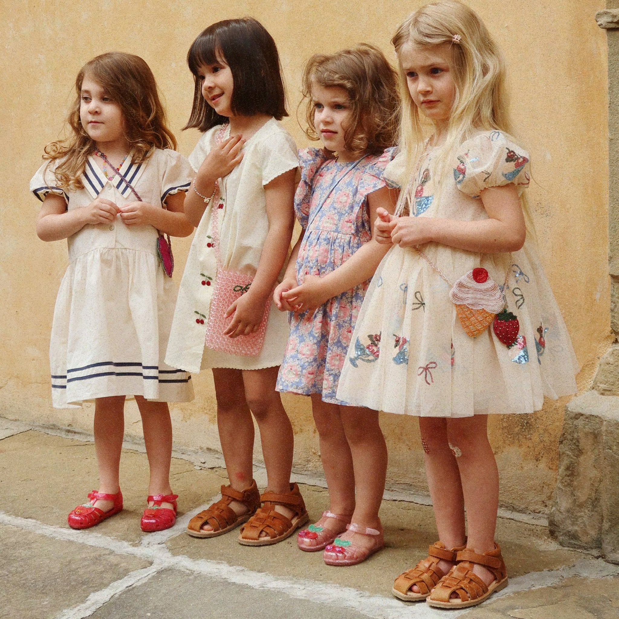 Kleid Evia Cherry Cloud Cream