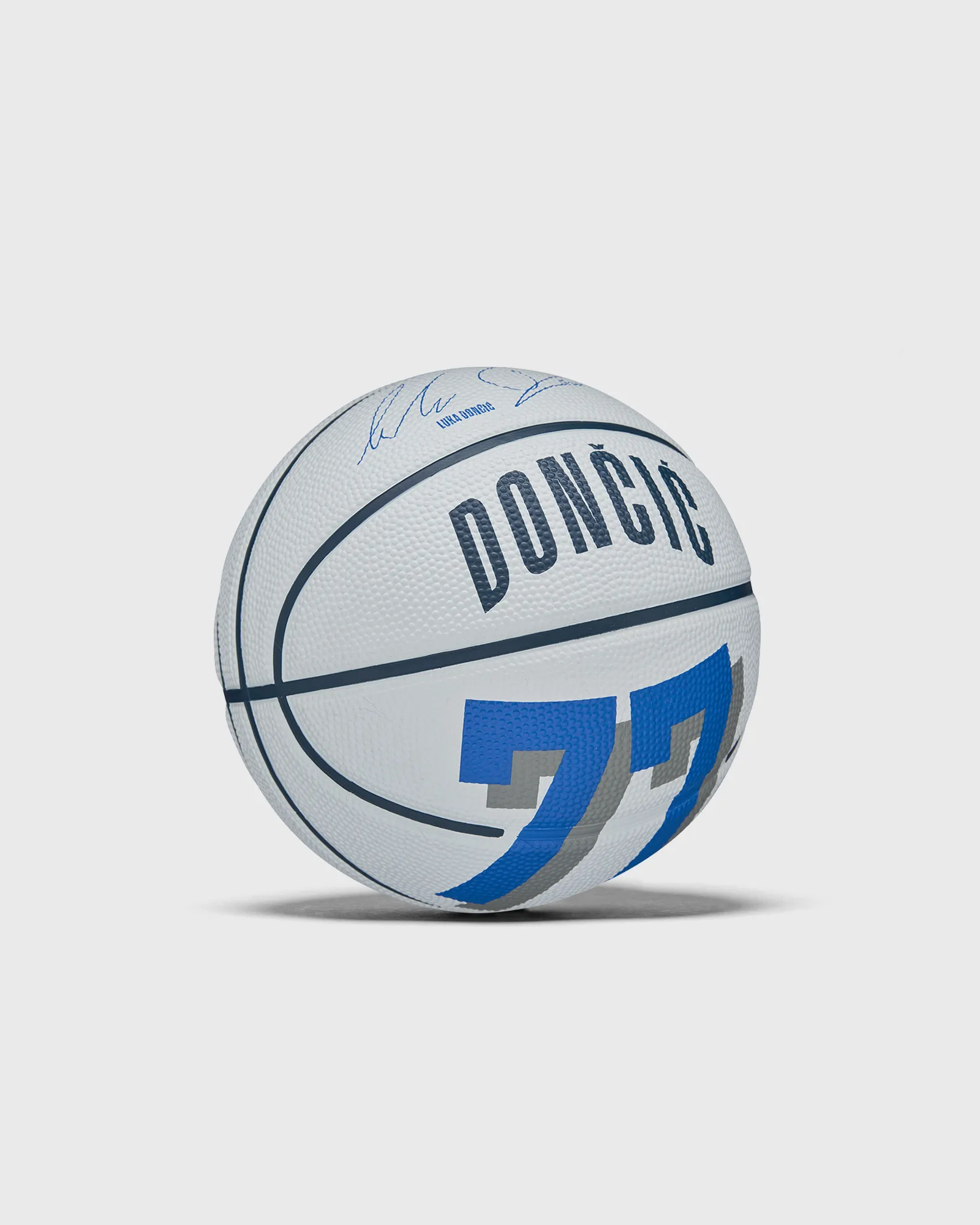 WILSON NBA PLAYER ICON Basketball MINI LUKA Size 3