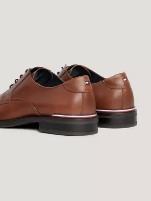 Sapatos Derby de couro com cadarço