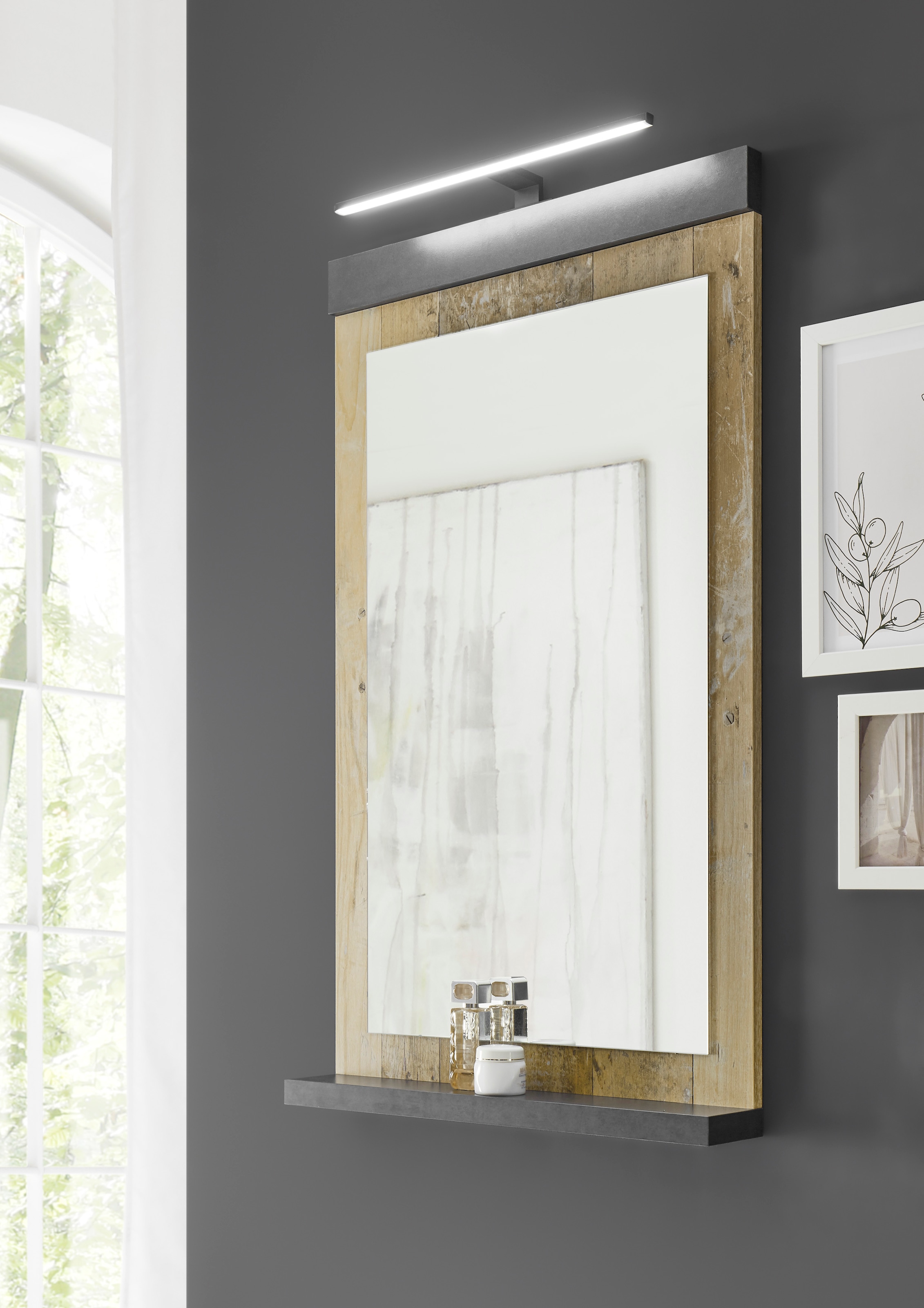 Home affaire Badspiegel »SHERWOOD, Spiegel im modernen Design« in 2 Farben verfügbar, inkl. LED-Beleuchtung, mit Ablageboden