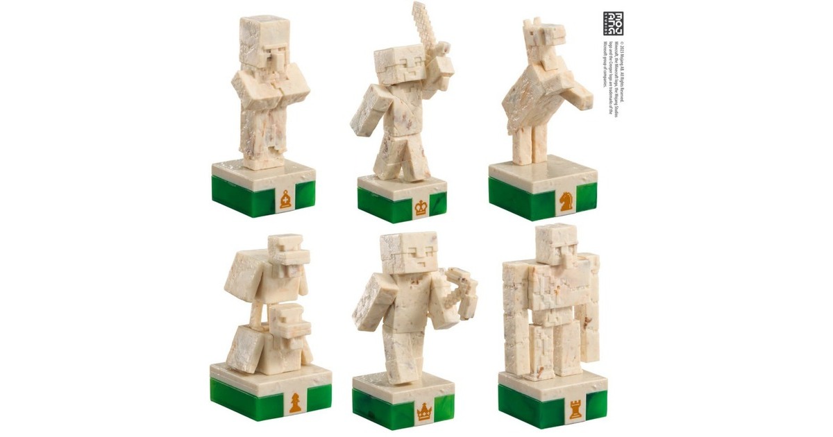 Noble CollectionMinecraft Chess Set: Overworld Heroes vs. Hostile Mobs Bordspel  (2 spelers, 60 minuten, Vanaf 8 jaar)