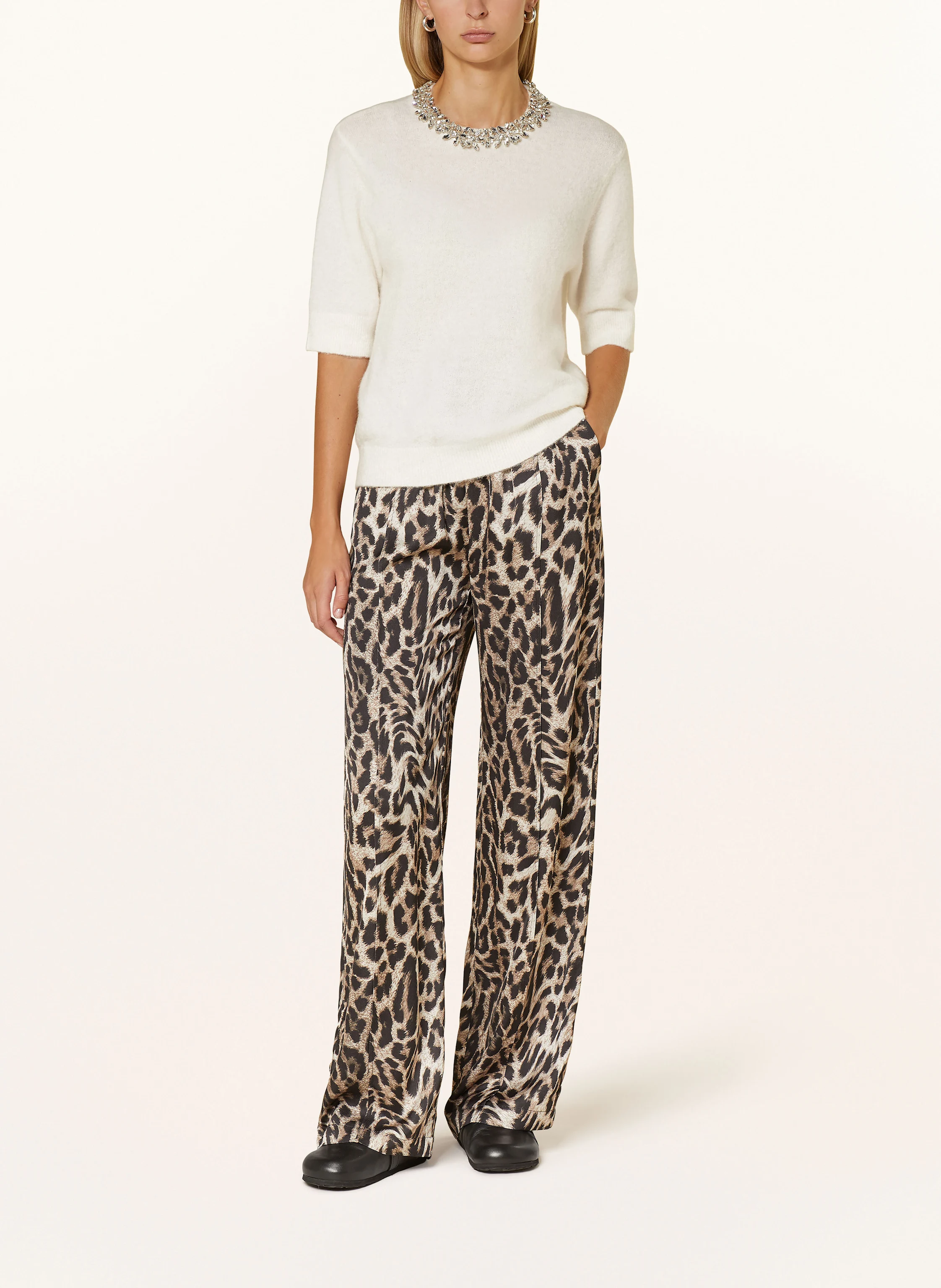 Grace Strickshirt mit abnehmbaren Schmucksteinen