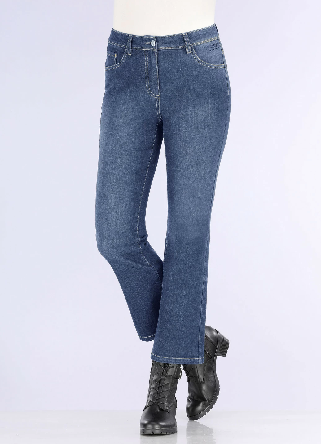 Jeans in Bootcut-Form