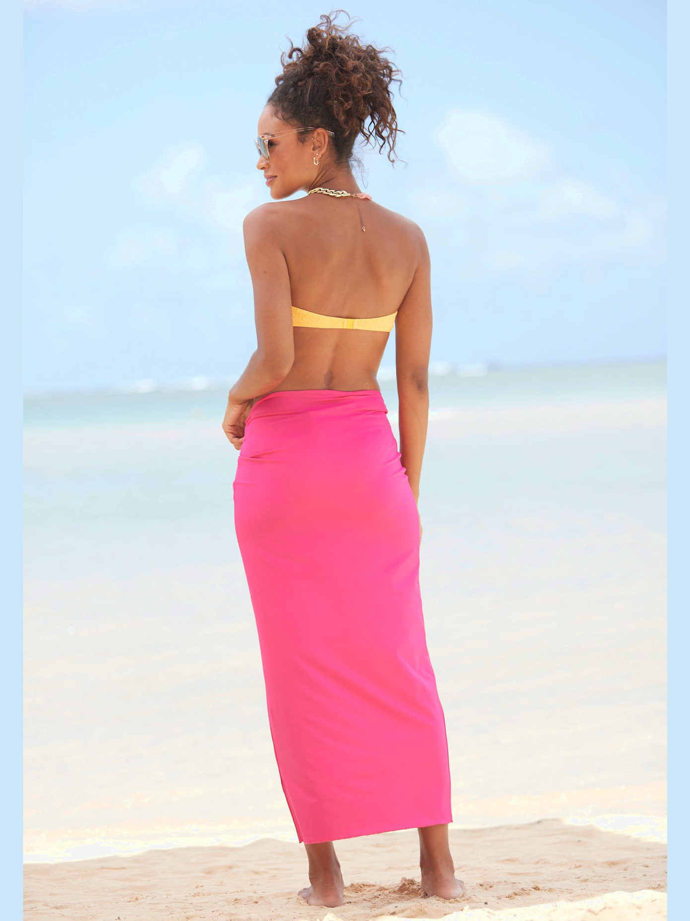 Jupe de plage élastique au niveau de la couture latérale