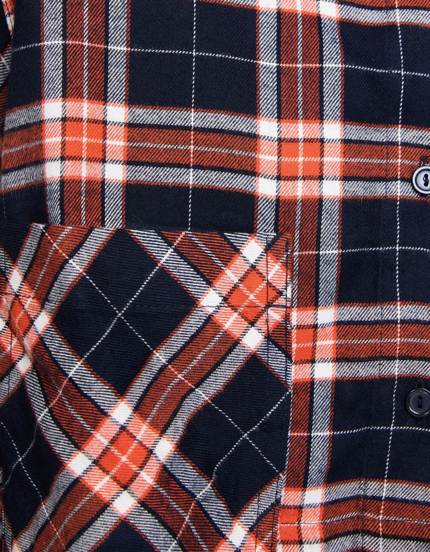 Camisa xadrez cropped de manga comprida