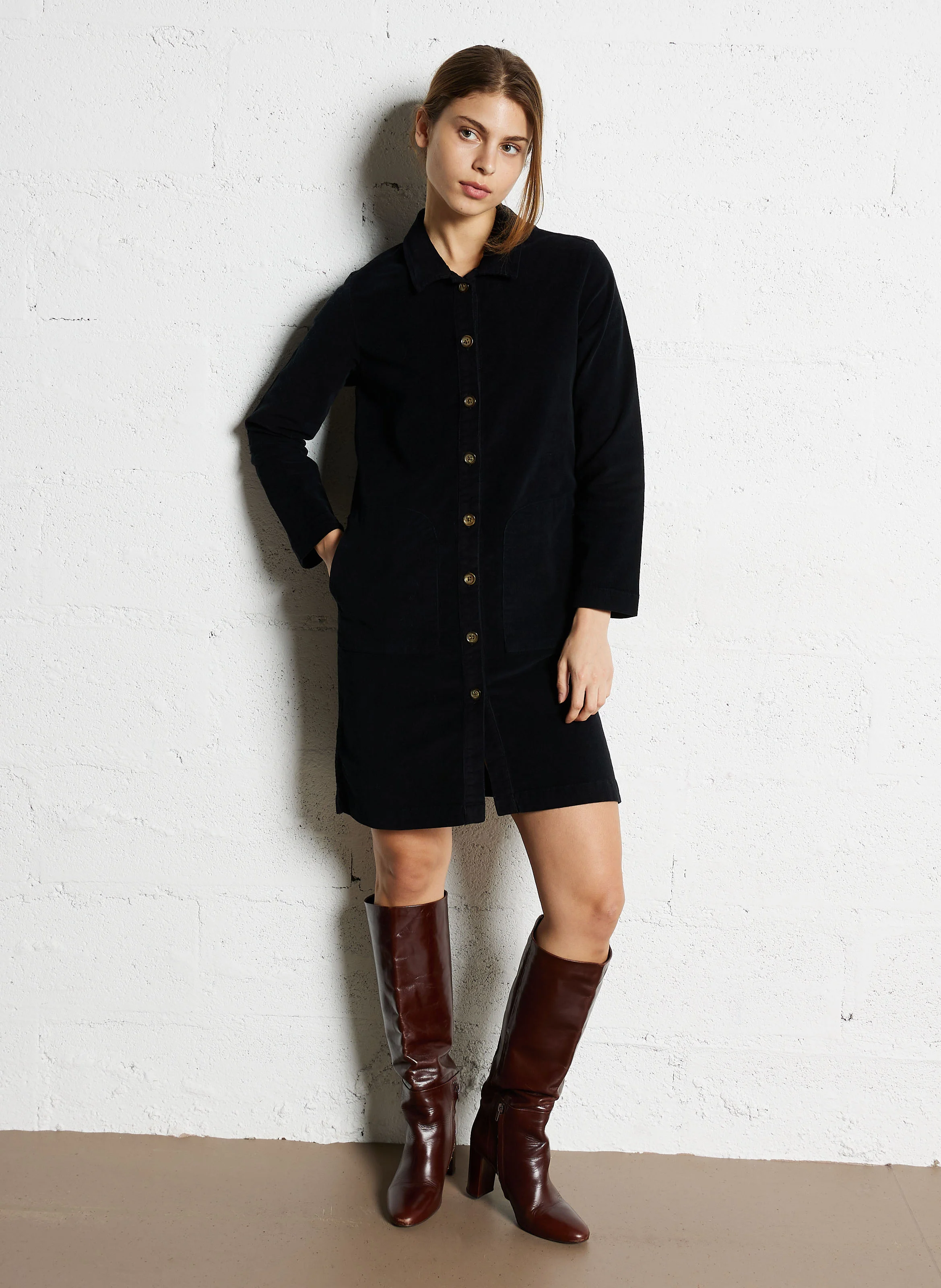 Robe chemise en coton velours | Noir