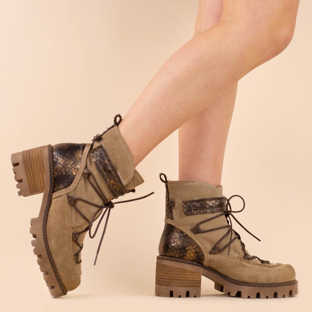 Nemonic 2241 gevoerde boho enkellaarsjes beige