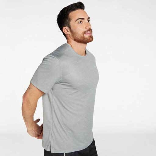 Nike Miler