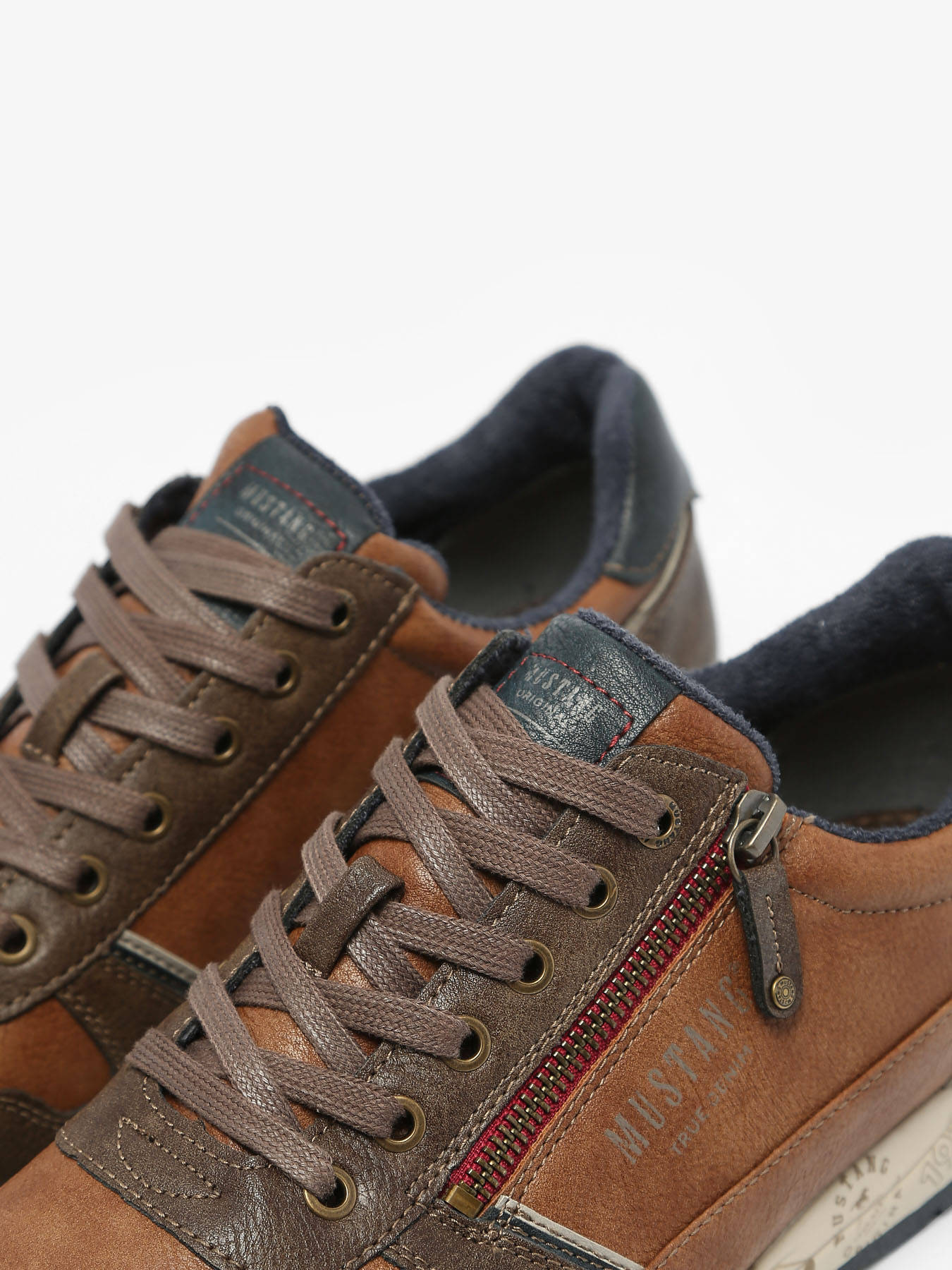Sneakers MUSTANG