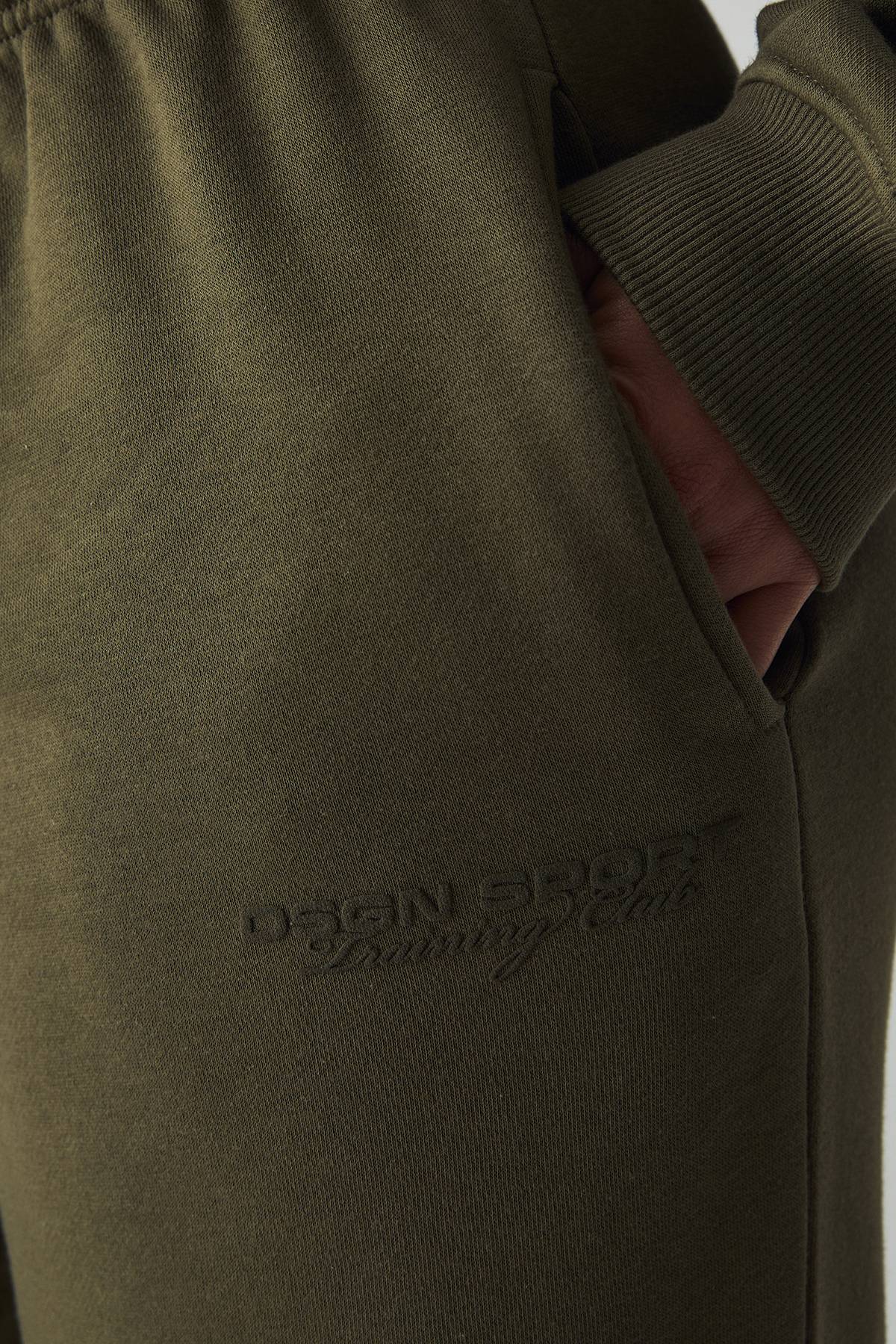 Jogging DSGN Studio Sport Training Club Jambe Droite