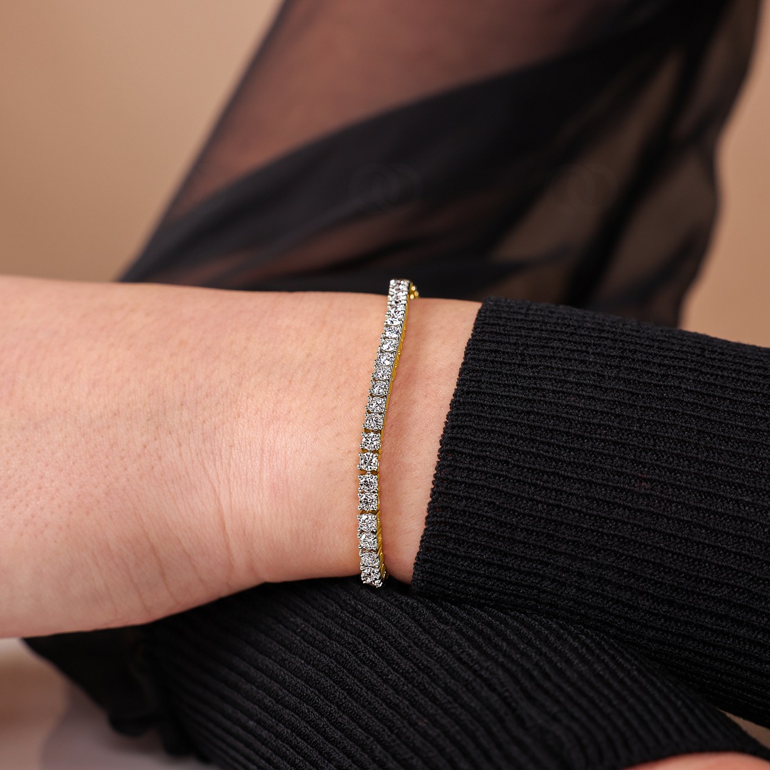 4.79 Karat Diamanten Tennisarmband 750/18 K Gelbgold
