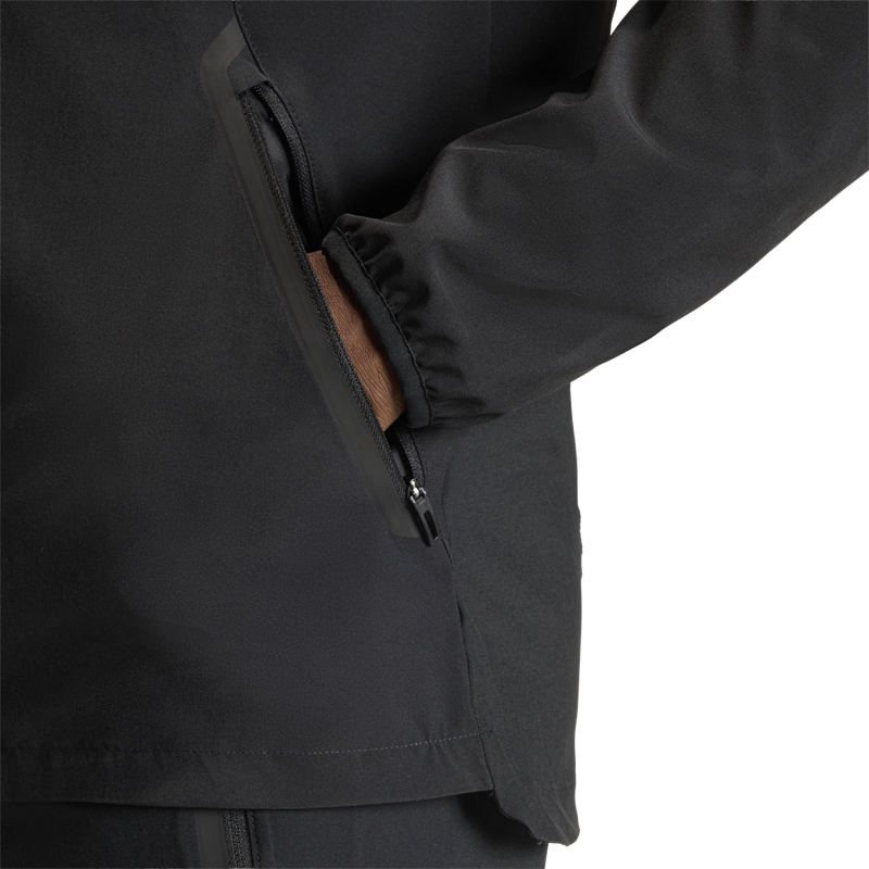 Tiro Travel Windbreaker