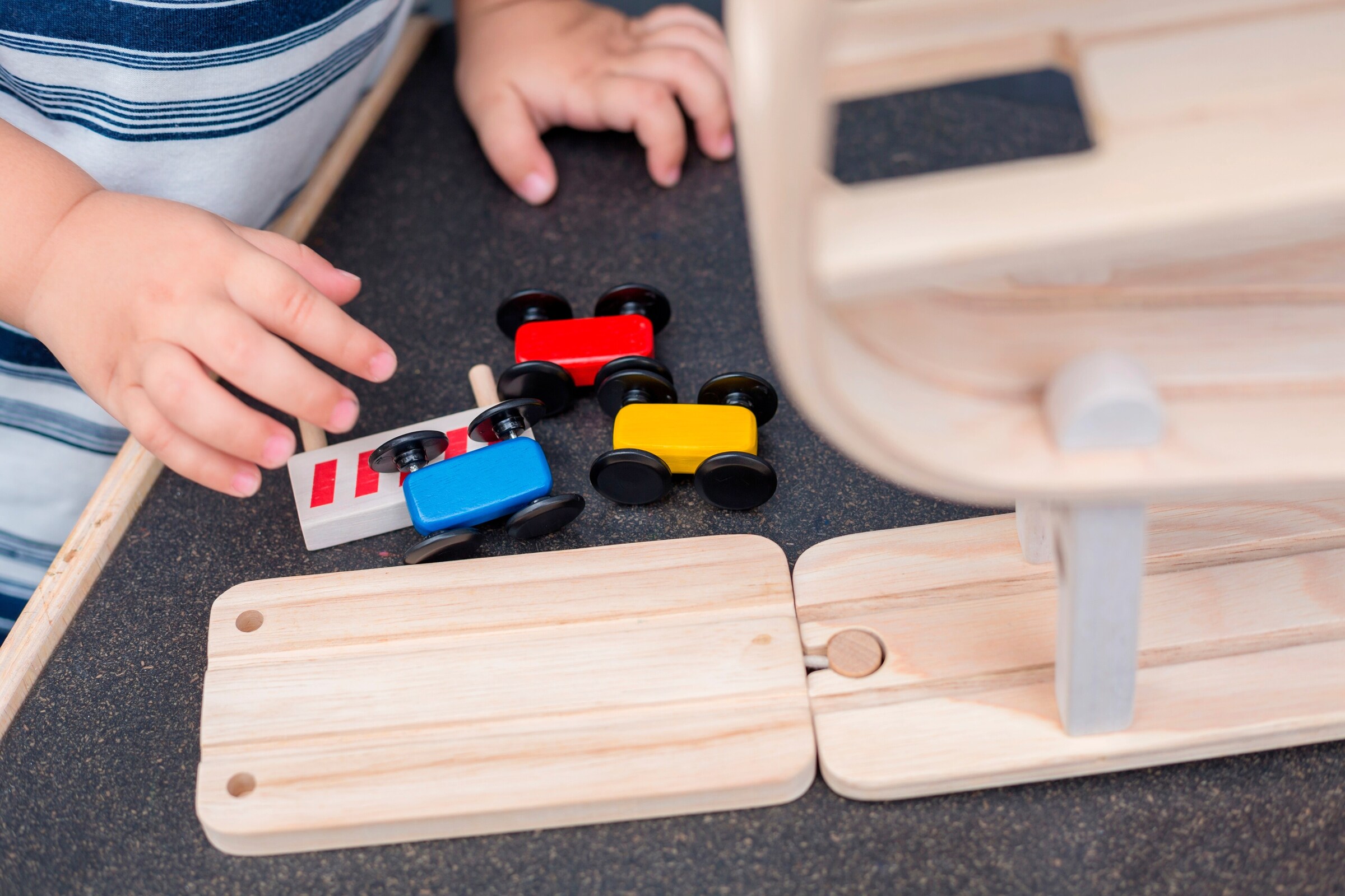 PlanToys Kugelbahn Rampenrenner