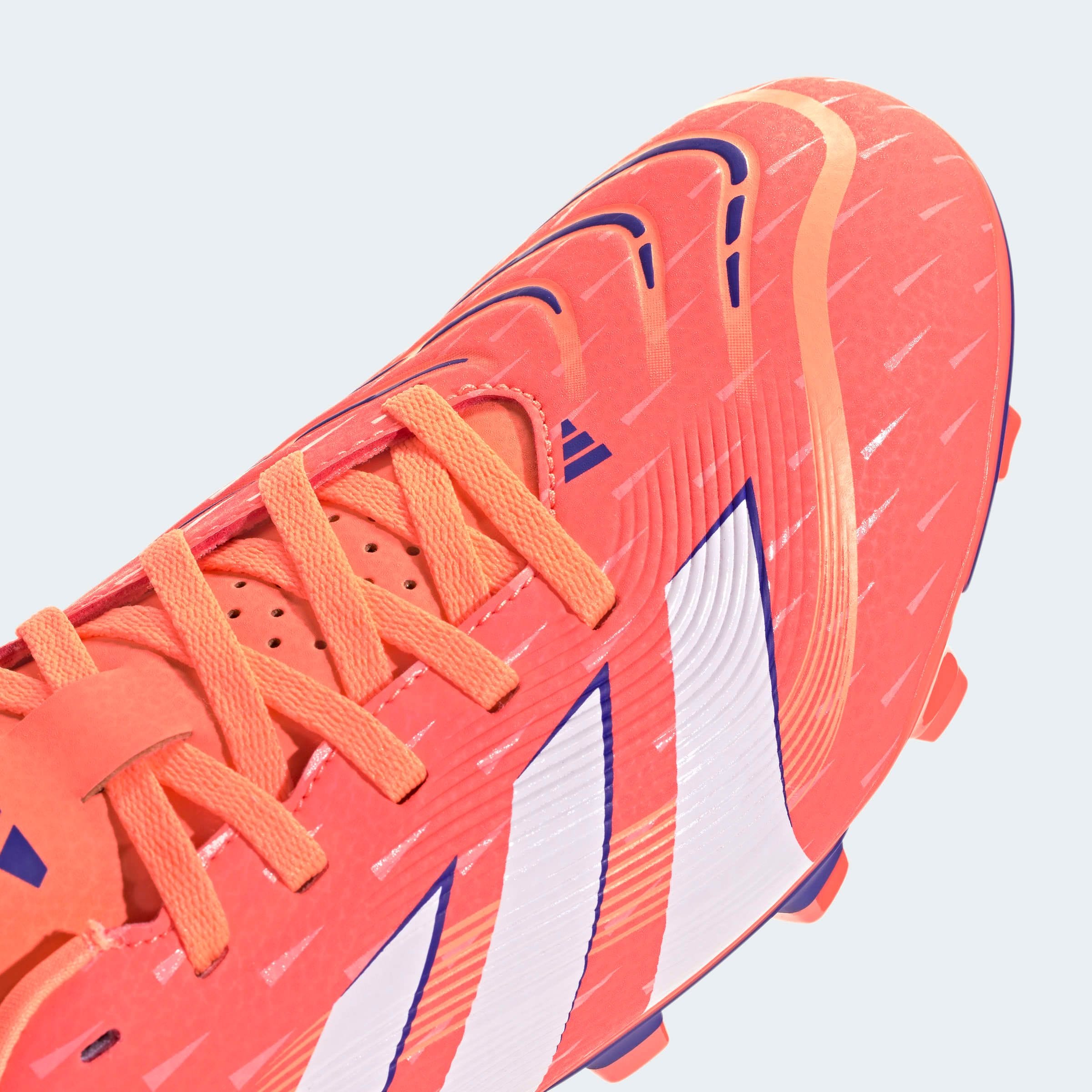 adidas Performance Fussballschuh »PREDATOR CLUB  FÜR KUNSTRASEN, HART- UND ASCHENPLÄTZE«  geeignet für Rasen- und Kunstrasenplätze