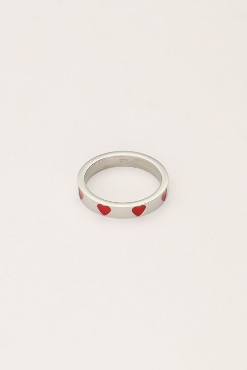 Ring met rode hartjes