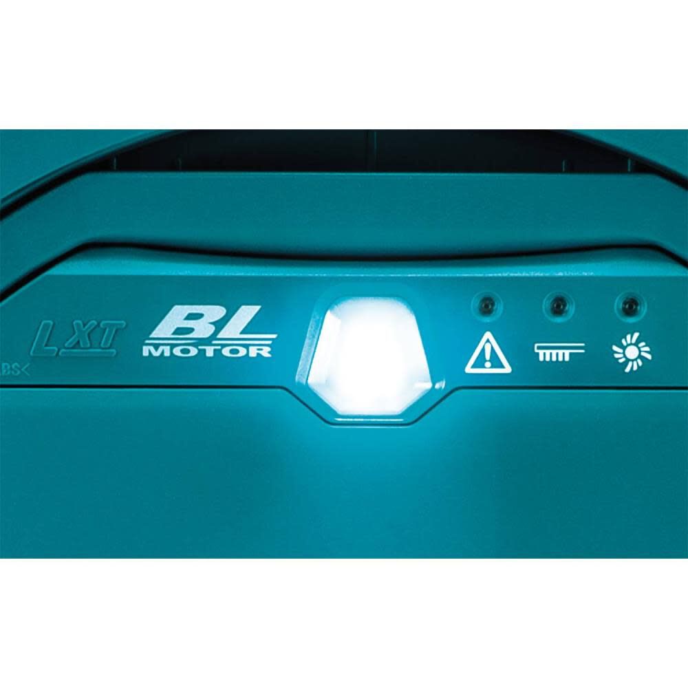 Makita 18V X2 LXT 36V Robotic Vacuum Kit