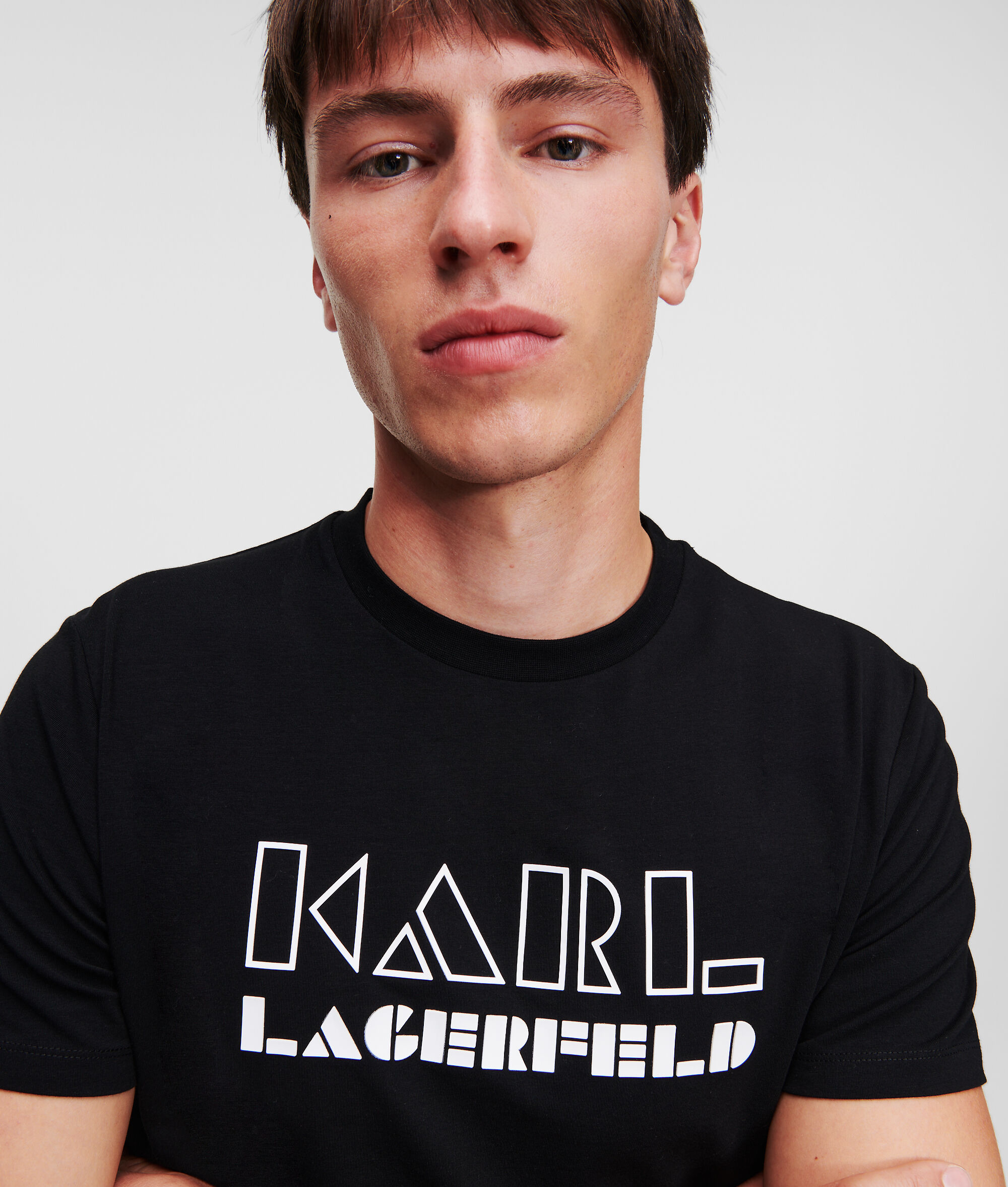 T-shirt avec logo 3D