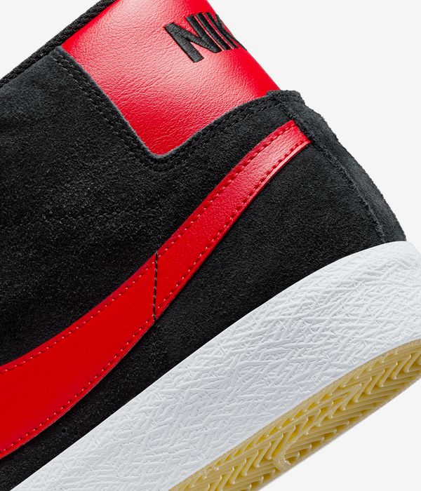 Nike SB Zoom Blazer Mid Schuh (black university red)