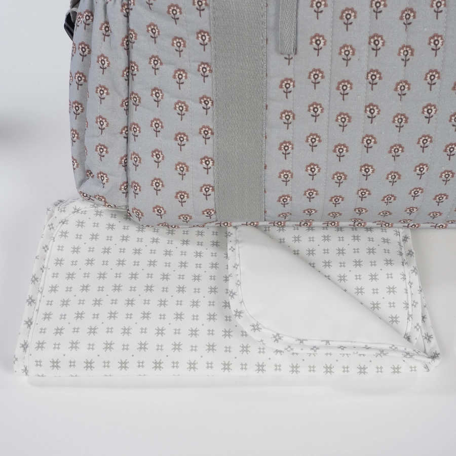 Walking Mum Wickeltasche Indian Lotus grau