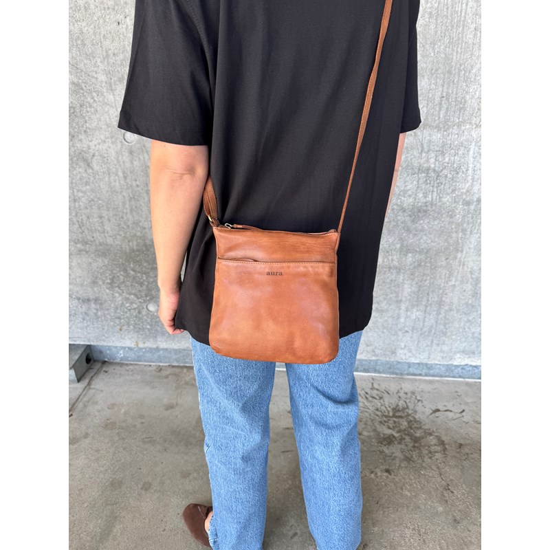Aura<br>Crossbody Chile